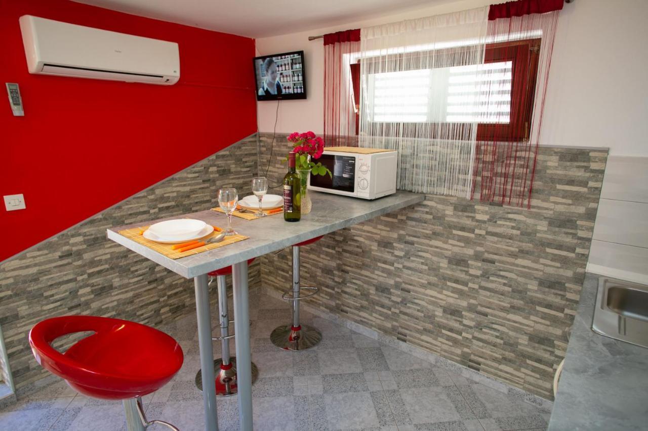 Apartments Sun Dance With Heated Pool Novalja Zewnętrze zdjęcie