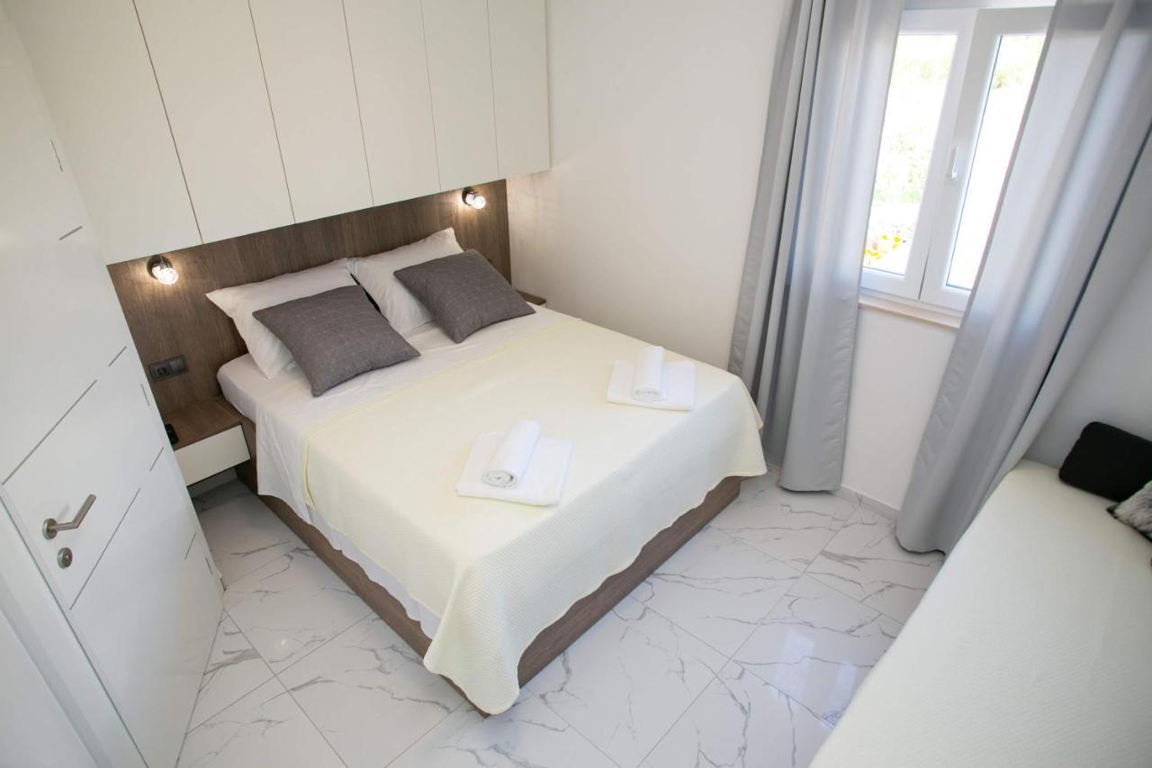 Apartments Sun Dance With Heated Pool Novalja Zewnętrze zdjęcie