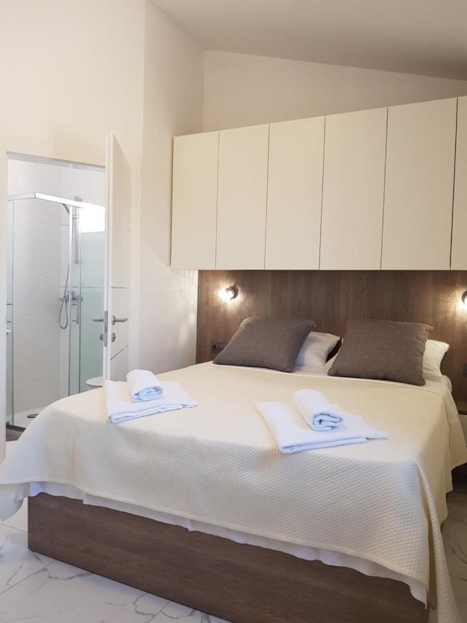 Apartments Sun Dance With Heated Pool Novalja Zewnętrze zdjęcie