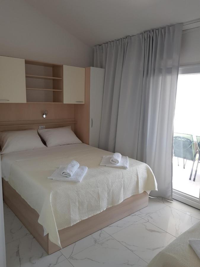 Apartments Sun Dance With Heated Pool Novalja Zewnętrze zdjęcie