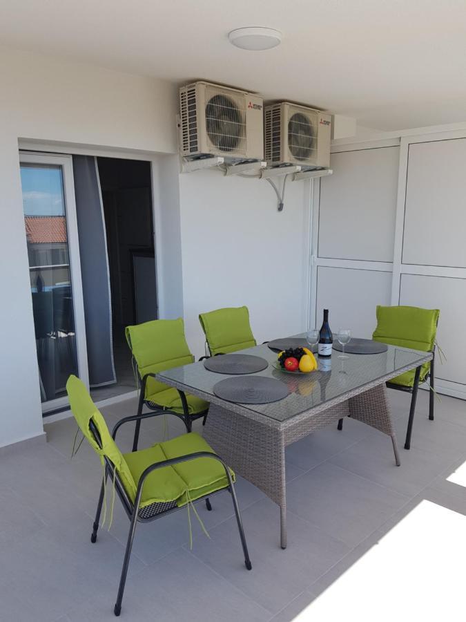 Apartments Sun Dance With Heated Pool Novalja Zewnętrze zdjęcie