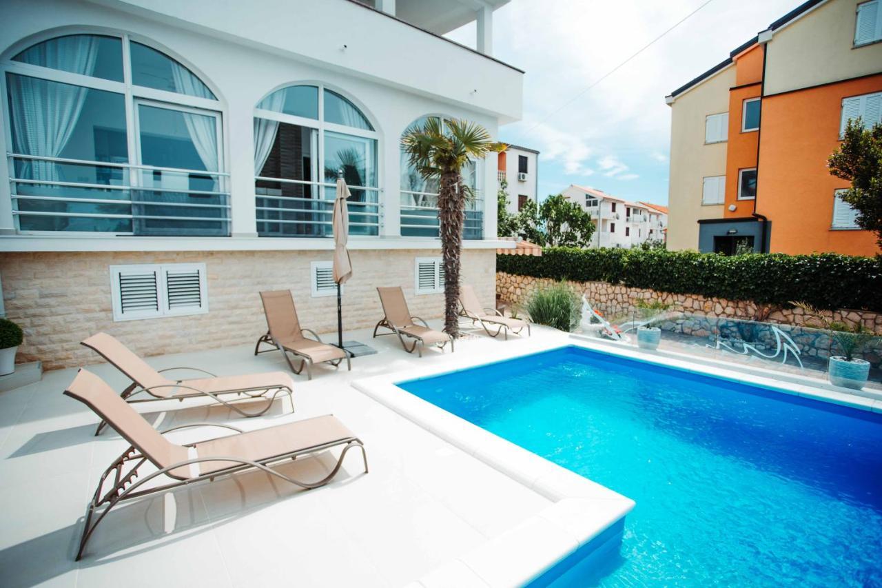 Apartments Sun Dance With Heated Pool Novalja Zewnętrze zdjęcie